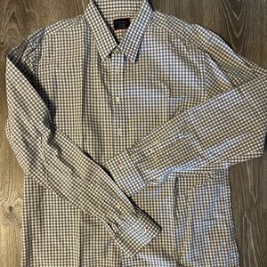 Untuckit Shirt